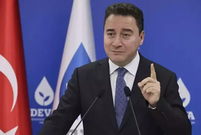 Ali Babacan, DEVA Partisi'nin Cumhurbaşkanı adayını şimdiden açıkladı