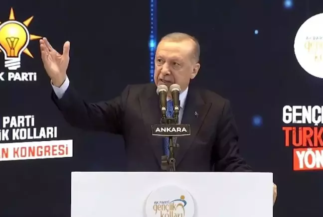 Kongrede Cumhurbaşkanı Erdoğan'ı mest eden pankart: Şunu ger biraz