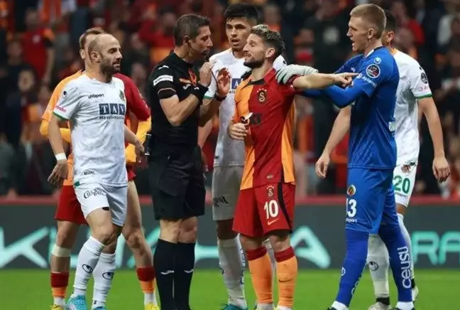 Ali Palabıyık'tan ilginç Galatasaray sözleri: Ben gösterdim hakemliğim bitti