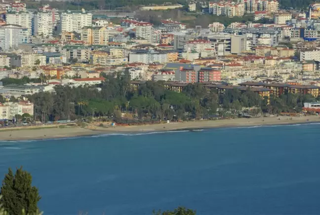 Deprem bölgesindeki konut ve iş yerleri yıl sonuna kadar hak sahiplerine teslim edilecek