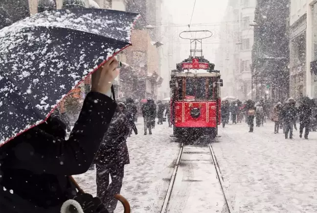 İstanbul'da kar yağışı ne zaman başlayacak, ne kadar sürecek? AKOM'dan son dakika uyarısı