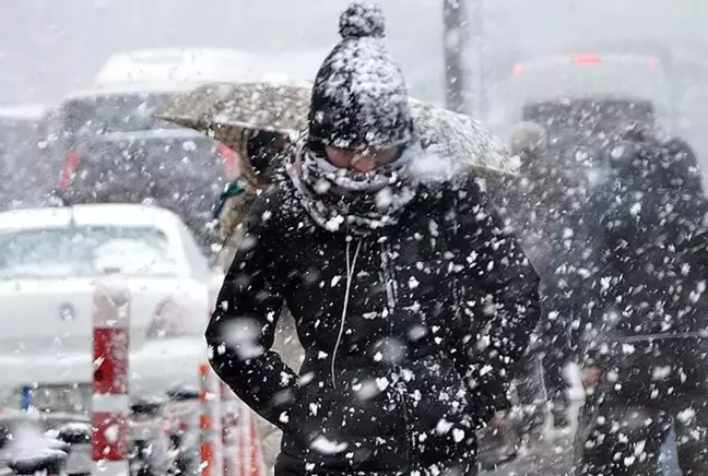 Marmara kar yağışı başladı, Meteoroloji 19 ili daha beyaz örtü için uyardı