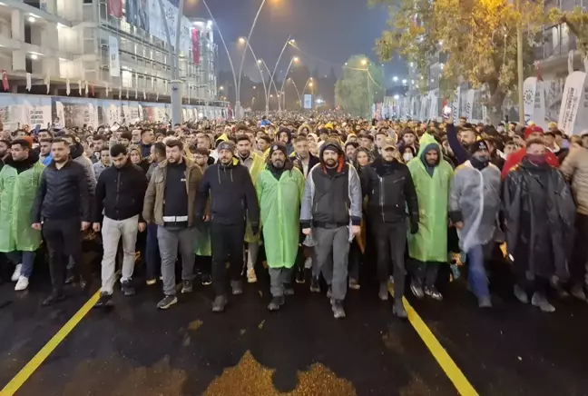 Depremin en büyük yıkımı yaşattığı Hatay'da sessiz yürüyüş