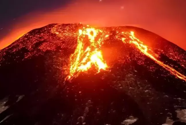 Kilauea'da korkutan hareketlilik! Yeniden lav püskürtmeye başladı