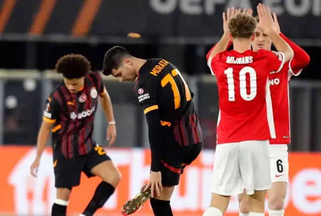 Galatasaray, AZ Alkmaar'a deplasmanda 4-1 mağlup oldu! Rövanş RAMS Park'a kaldı