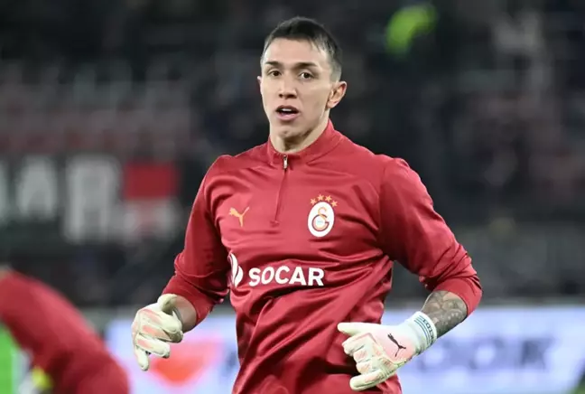 Muslera'yı çıldırtan soru! Duyar duymaz röportajı terk etti