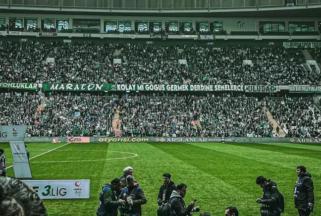 Bursaspor tribünlerinden 