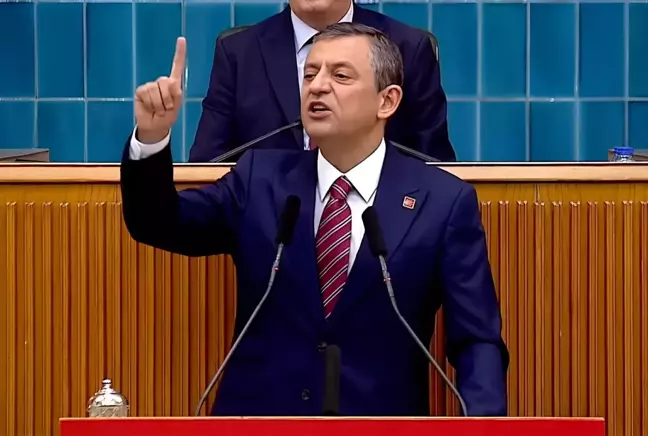 CHP lideri Özel: 74 yıldır ilk kez Cumhuriyet altını asgari ücretin altında kaldı