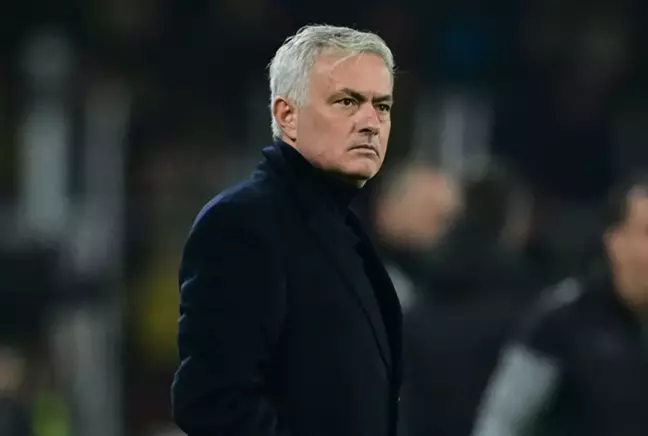 Mourinho duyurdu: Yıldız futbolcu, Anderlecht maçında oynayamayacak