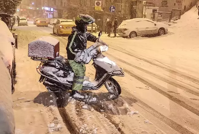 İstanbul'da motokuryelere trafik yasağı kalkıyor