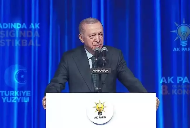 Cumhurbaşkanı Erdoğan, kongrede TÜSİAD'a sert çıktı: Kaos baronlarına diyoruz ki...