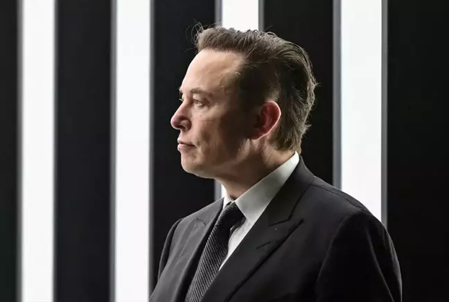 Elon Musk'ın departmanında çalışan 21 kişi istifa etti