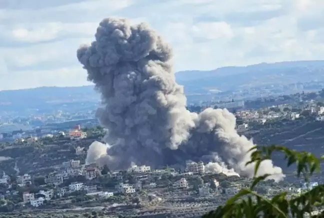 İsrail'den Lübnan'a hava saldırısı: 2 kişi hayatını kaybetti