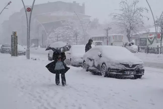 Meteoroloji'den 3 il için kuvvetli kar uyarısı