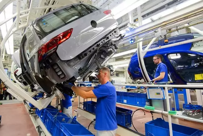 Alman otomotiv devi Volkswagen'in vergi kaçakçılığı yaptığı iddia ediliyor