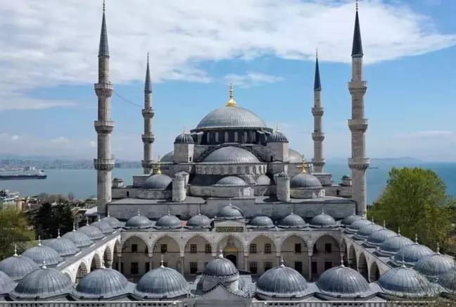 Sultanahmet Camisi'nde ilk kez hatimli teravih namazı kılınacak