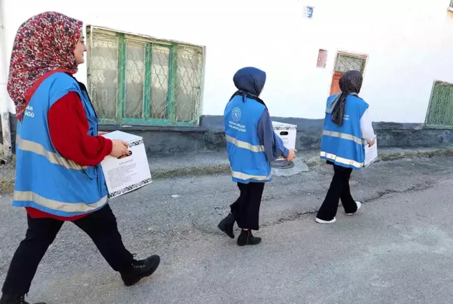 Karamanlı Öğrencilerden Ramazan Dayanışması