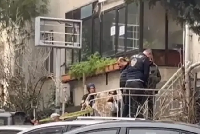İstanbul'da aile katliamı! Eşini ve çocuklarını öldürüp kafasına sıktı