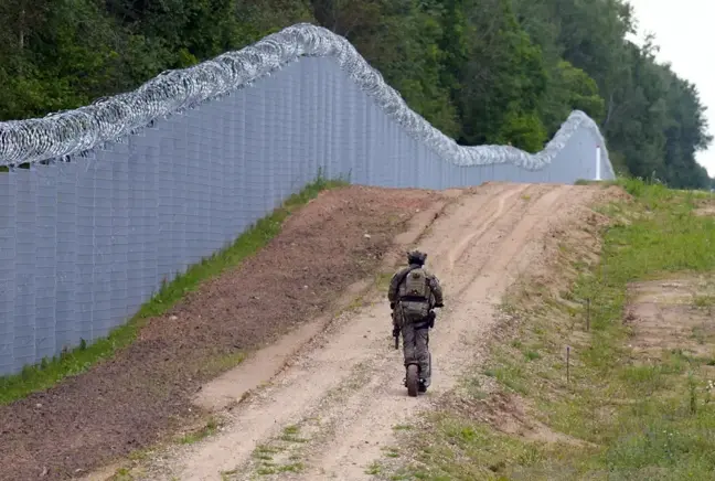 Türkiye-Yunanistan sınırına 8.5 kilometre duvar örülüyor