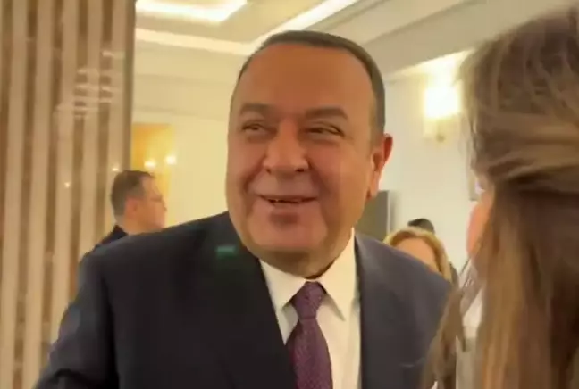 CHP seçmeni kızmasın da ne yapsın! Adnan Beker