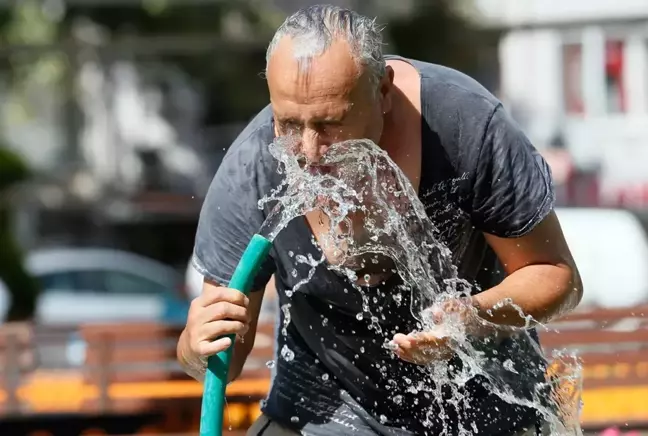 İstanbul'da pazar gününe dikkat! 110 yılın sıcaklık rekoru kırılacak