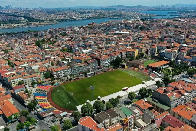 Yerine yenisi geliyor! 80 yıllık Vefa Stadı yıkılacak