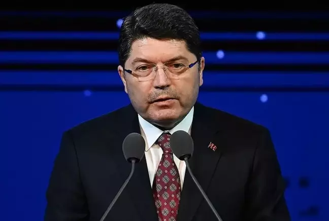 Bakan Tunç'tan İmamoğlu'nun gözaltına alınmasına ilişkin açıklama