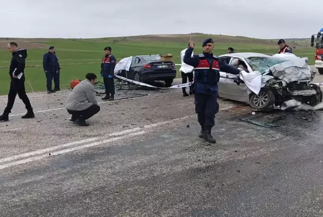 Bayram yolu kana bulandı: 6 ölü, 3 ağır yaralı