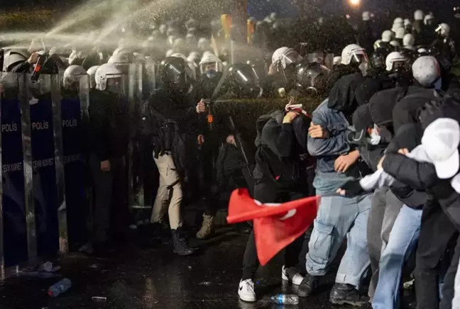 İmamoğlu protestolarında tutuklanan 59 genç daha tahliye edildi