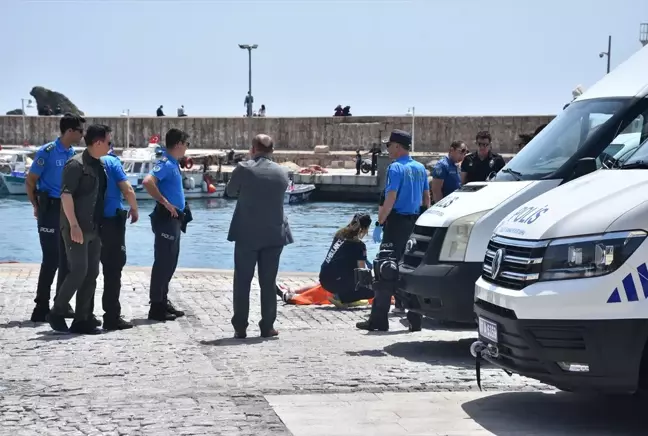 Antalya'da denizde erkek cesedi bulundu
