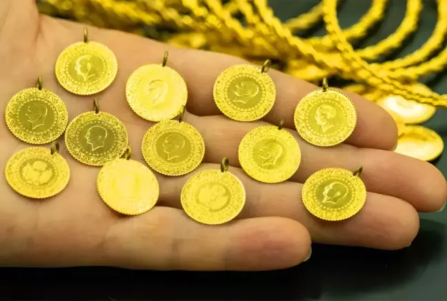 Altın fiyatları haftanın son gününe sakin başladı