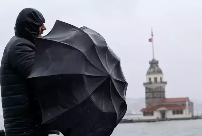 İstanbul Valiliğinden fırtına uyarısı! Saat verildi