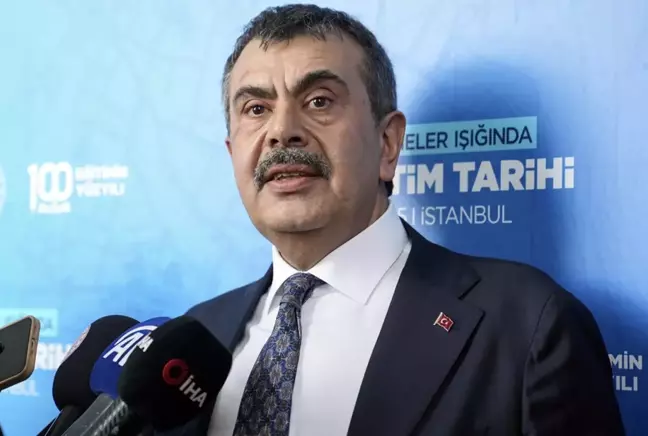 Bakan Tekin: Gündemimizde yaz tatilini öne çekmek yok