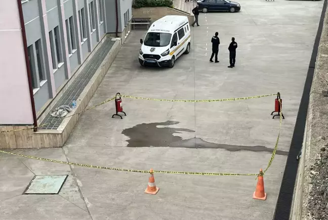 Lise öğrencisi deneme sınavında 4'üncü kattan düştü