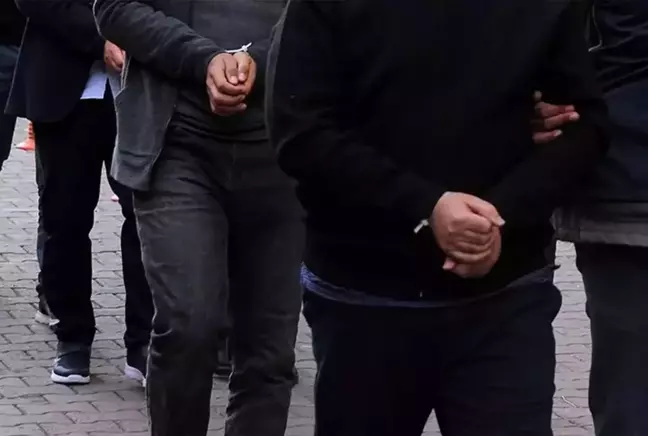 Uşak'ta uyuşturucu operasyonu! 11 kişi tutuklandı