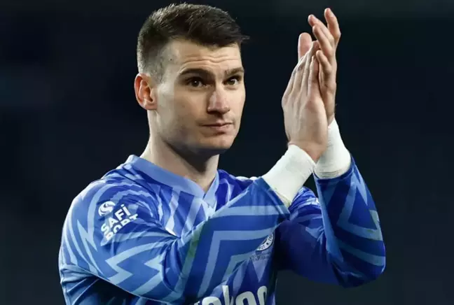 Livakovic'ten bitime 5 hafta kala Fenerbahçe'ye şok