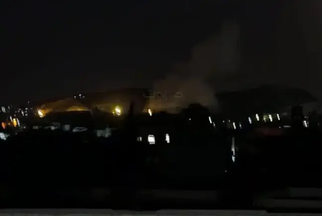 Suriye'de patlama sesleri! İsrail'den 5 bölgeye hava saldırısı