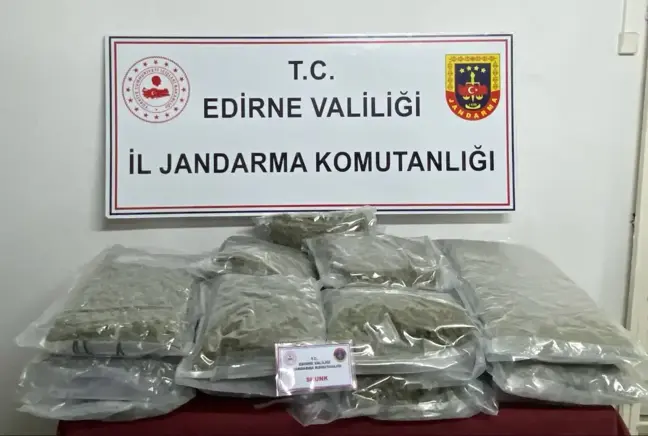 Edirne'de Durdurulan Araçta 16,5 Kilo Skunk Ele Geçirildi