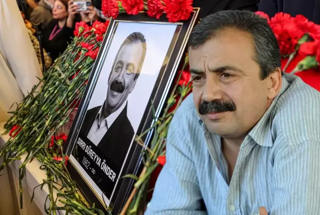 Sırrı Süreyya Önder'in