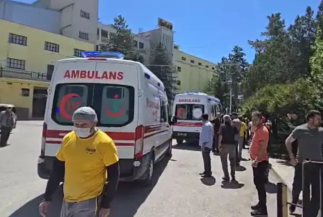 Un fabrikasında patlama: 1'i ağır, 8 yaralı