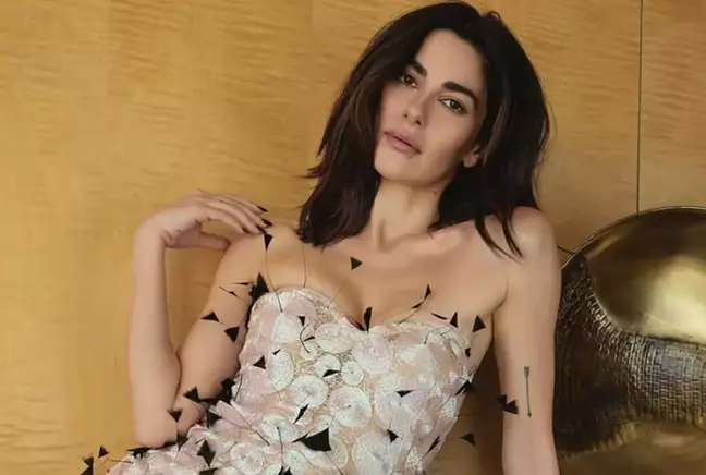 Nesrin Cevadzade'den cesur Hıdırellez pozu