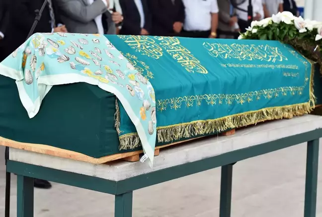 Cenazelerin en çok tartışılan geleneği son buluyor