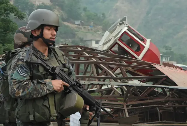 Hindistan Pakistan'ı füzelerle vurdu, ölü sayısı 26'ya yükseldi