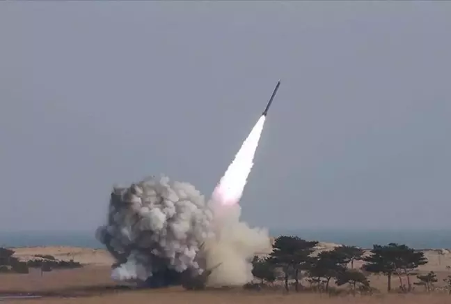Husiler, İsrail'e balistik füze ile saldırdı! Tel Aviv'den siren sesleri yükseldi