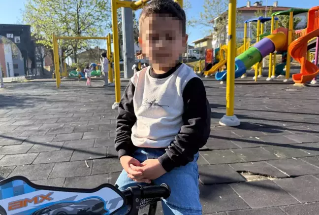 Parkta bulduğu alkol şişesini su zannederek içen çocuk fenalaştı