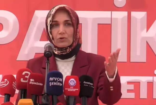 Türkiye'nin ilk türbanlı Valisi Kübra Güran Yiğitbaşı, açılıştaki talebiyle tartışma yarattı