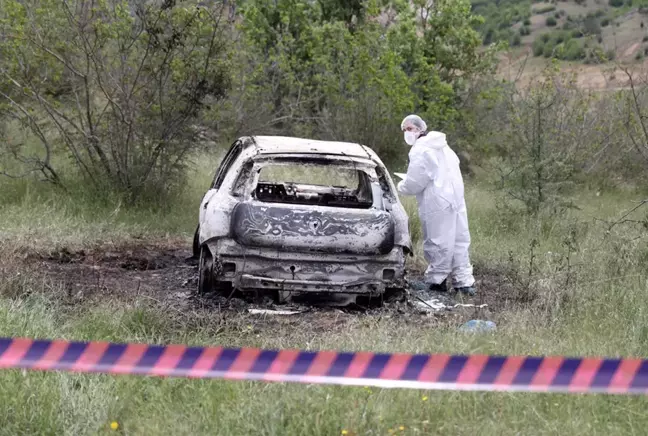 Evini ve otomobilini yaktıktan sonra bir kadını öldürüp intihar etti
