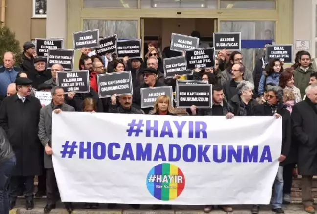 Eskişehir'de Akademisyenlere Destek Eylemleri