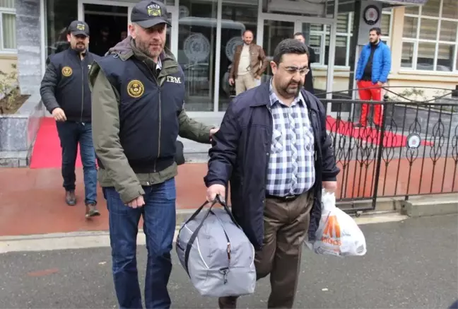 Dha Yurt; Fetö'den Gözaltına Alınan Sahil Güvenlik Karadeniz Bölge Komutanı Adliyeye Sevk Edildi