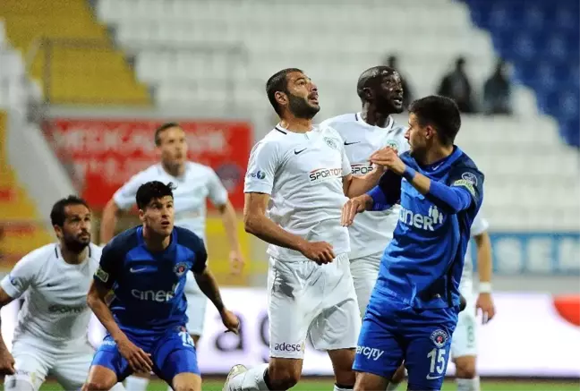 Spor Toto Süper Lig: Kasımpaşa: 0 - Atiker Konyaspor: 1 (İlk Yarı)